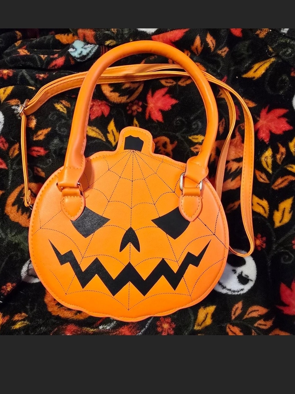 Orange Pumpkin Jack-O'-Lantern Handbag - Women's Halloween Purse